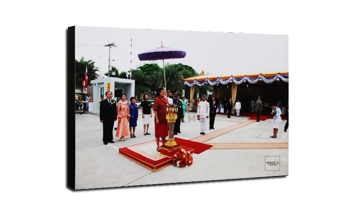 กรอบลอยภาพชุดติดทั้งผนัง